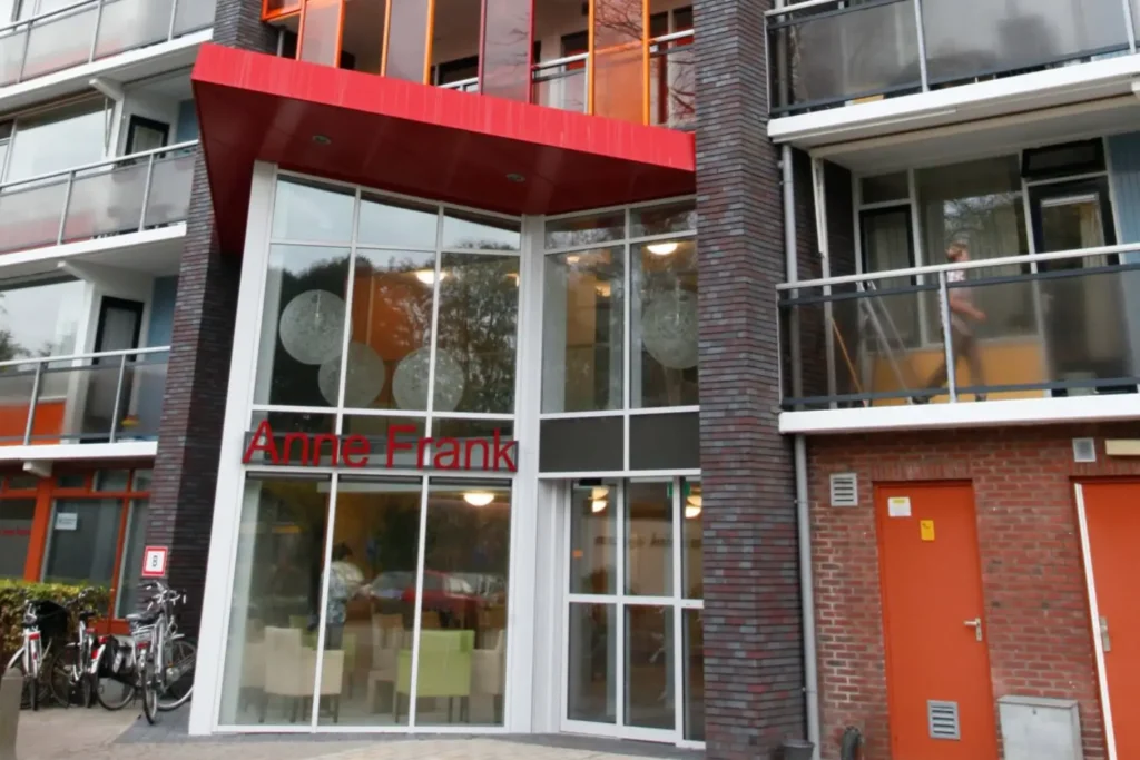 Anne Frank Centrum Waddinxveen • Power Of Touch